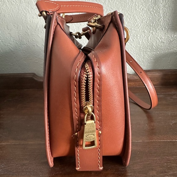 Coach Straw Dreamer Satchel Leather Brown Crossbody Like New RARE - Picture 5 of 5